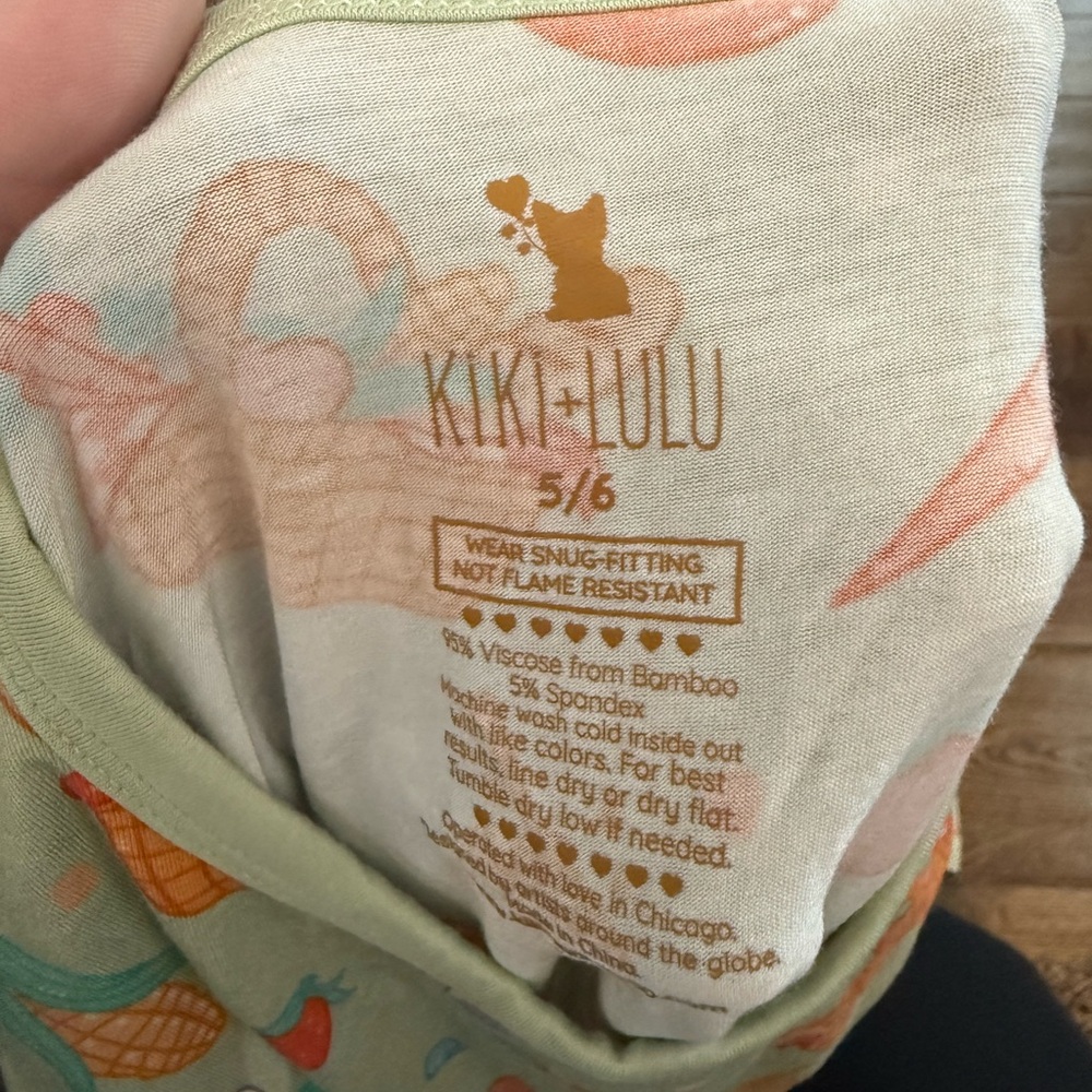 Kiki & Lulu Bamboo Fruits and Veggies Two Piece PJs Size 5/6 - Picture 3 of 4